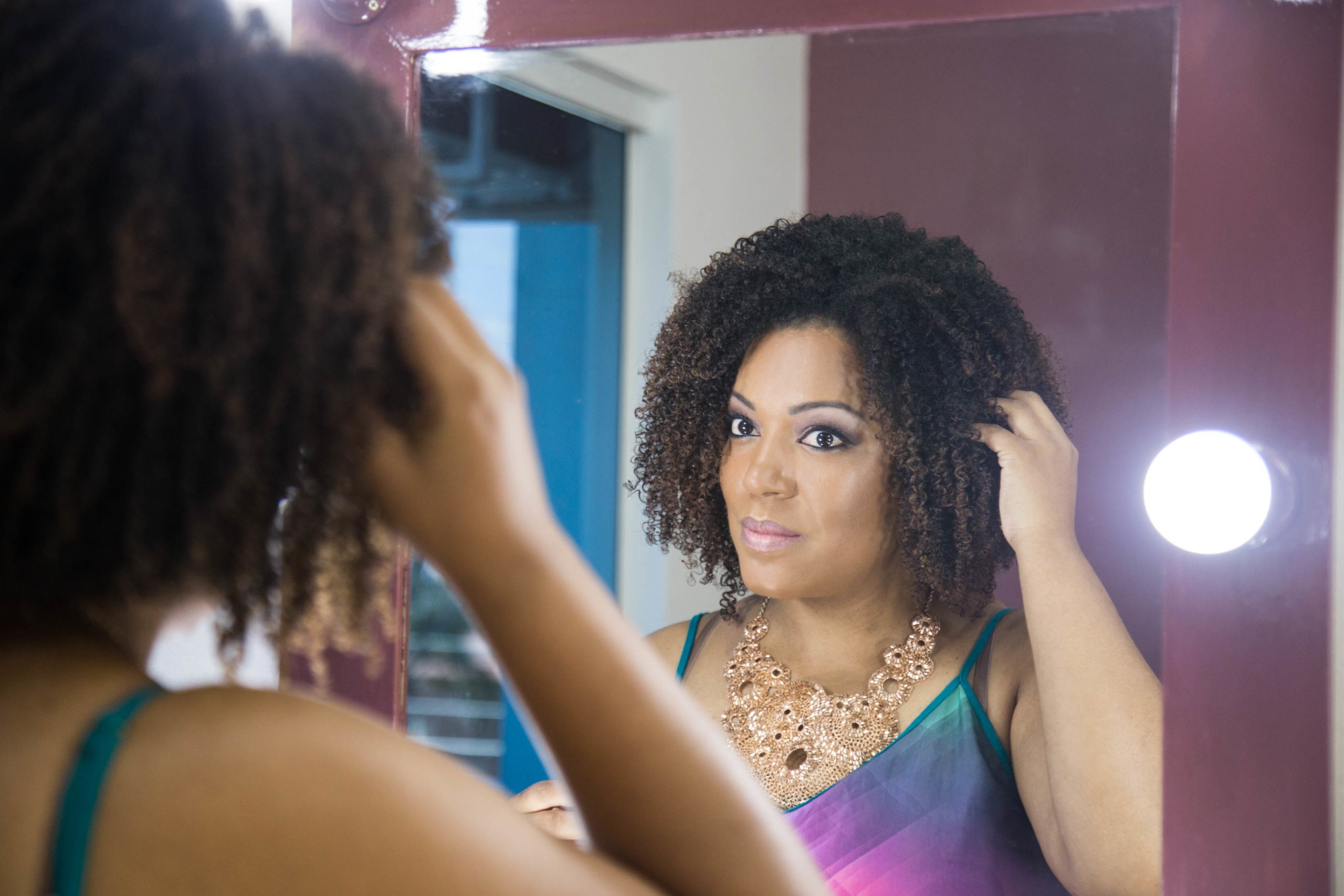 You are currently viewing Cresce o interesse por cabelos cacheados e afro no Brasil